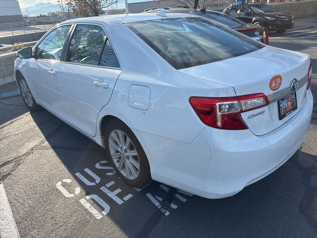 2012 Toyota Camry Hybrid LE FWD