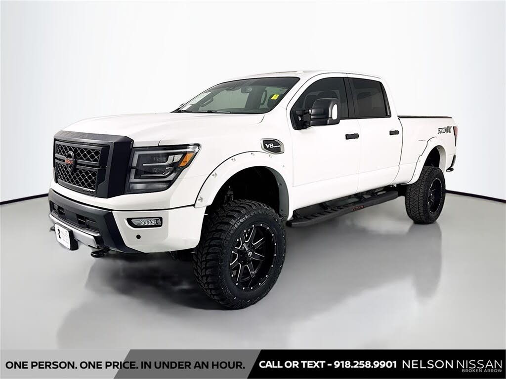2021 Nissan Titan XD PRO-4X Crew Cab 4WD