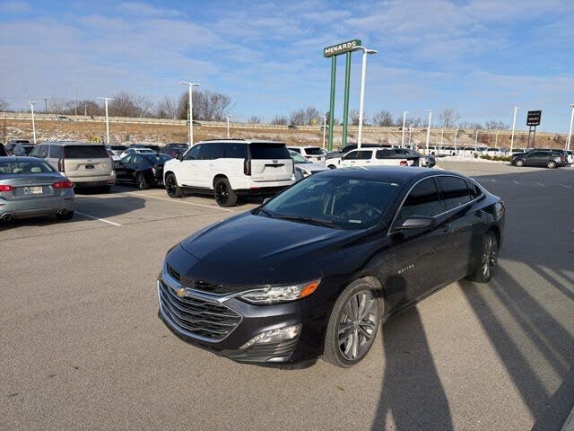 2023 Chevrolet Malibu LT with 2LT FWD