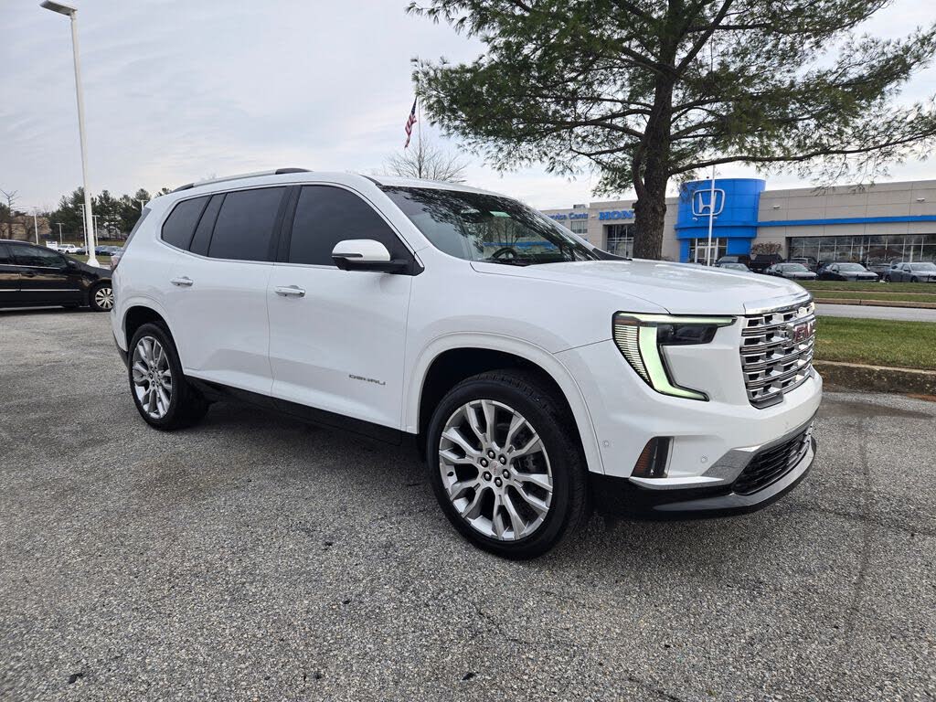 2024 GMC Acadia Denali AWD