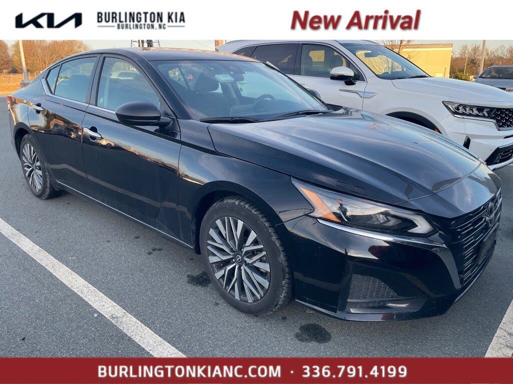 2024 Nissan Altima 2.5 SV FWD