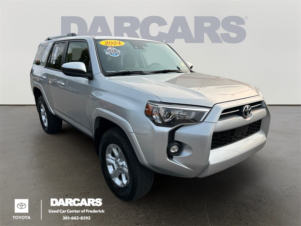 2024 Toyota 4Runner SR5 4WD