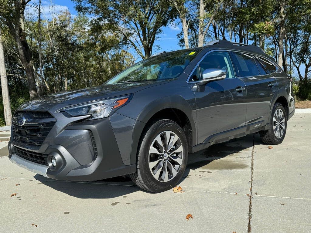 2025 Subaru Outback Touring AWD