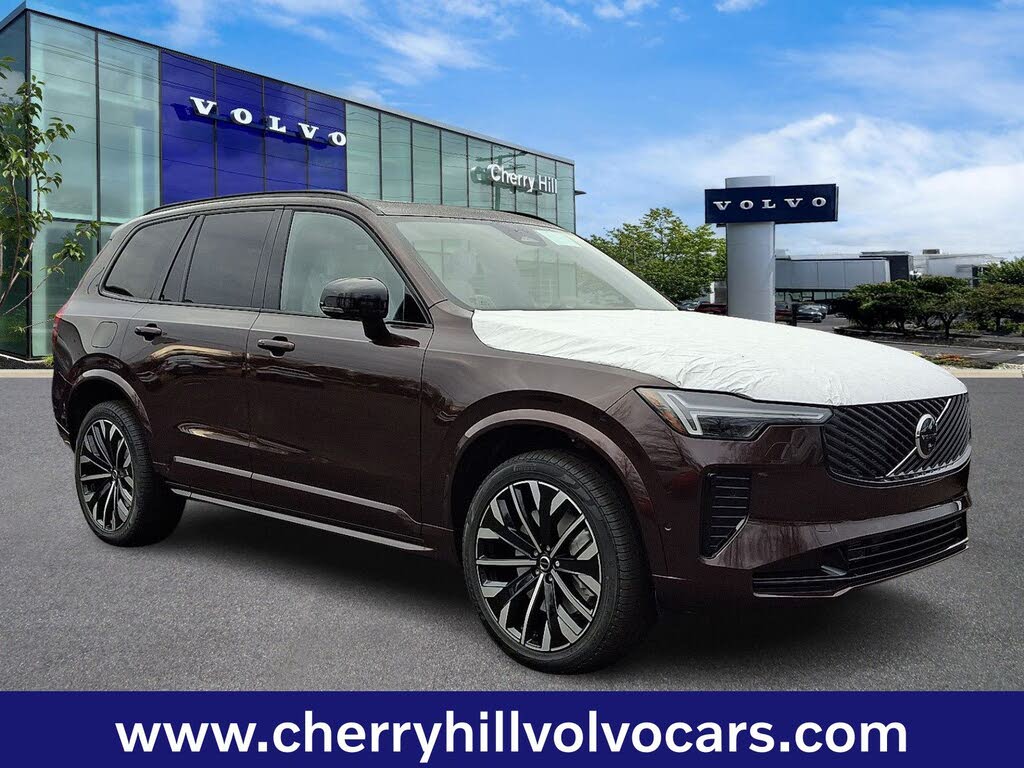 2026 Volvo XC90 B6 Ultra Dark 7-Passenger AWD