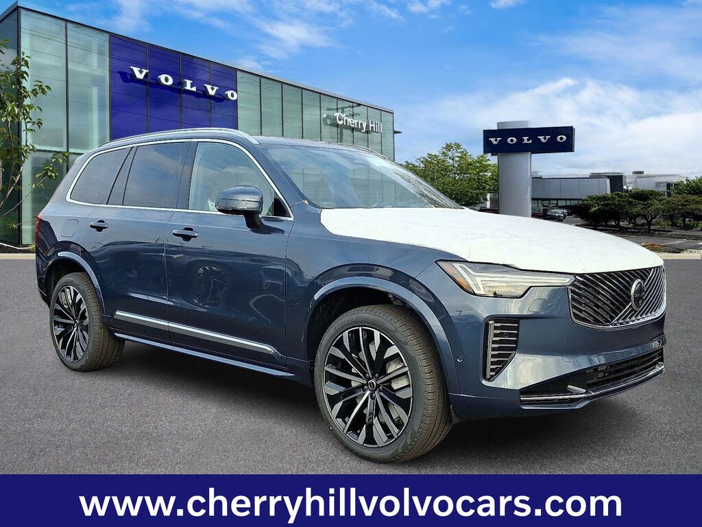 2026 Volvo XC90 B5 Plus 7-Passenger AWD
