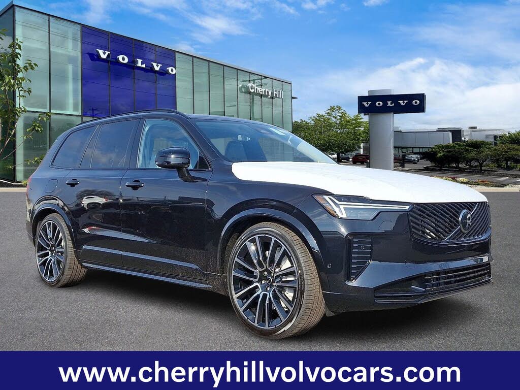 2026 Volvo XC90 B6 Ultra Dark 7-Passenger AWD