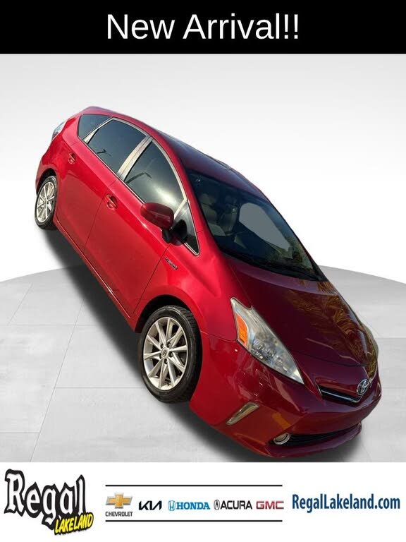 2013 Toyota Prius v Five FWD