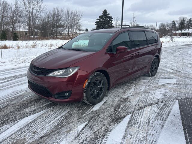 2018 Chrysler Pacifica Touring L Plus FWD