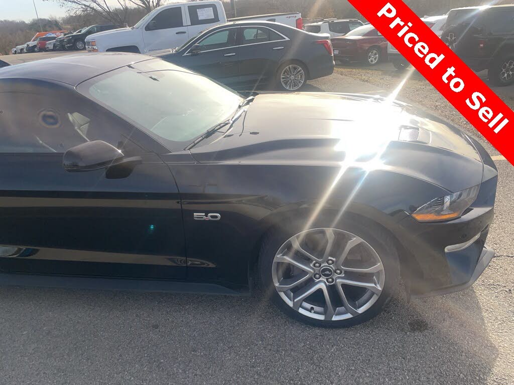 2022 Ford Mustang GT Premium Fastback RWD