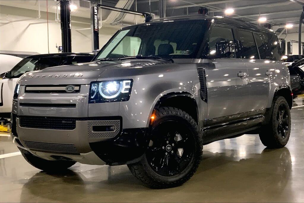 2023 Land Rover Defender 110 X-Dynamic SE AWD