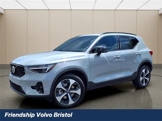 2026 Volvo XC40 B5 Plus AWD