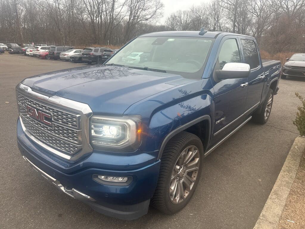 2017 GMC Sierra 1500 Denali Crew Cab 4WD