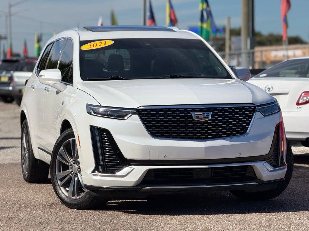 2021 Cadillac XT6 Premium Luxury FWD