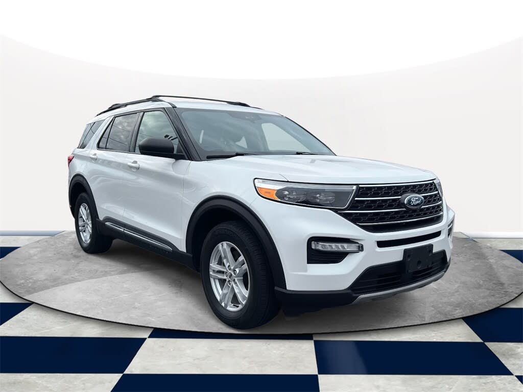 2023 Ford Explorer XLT AWD