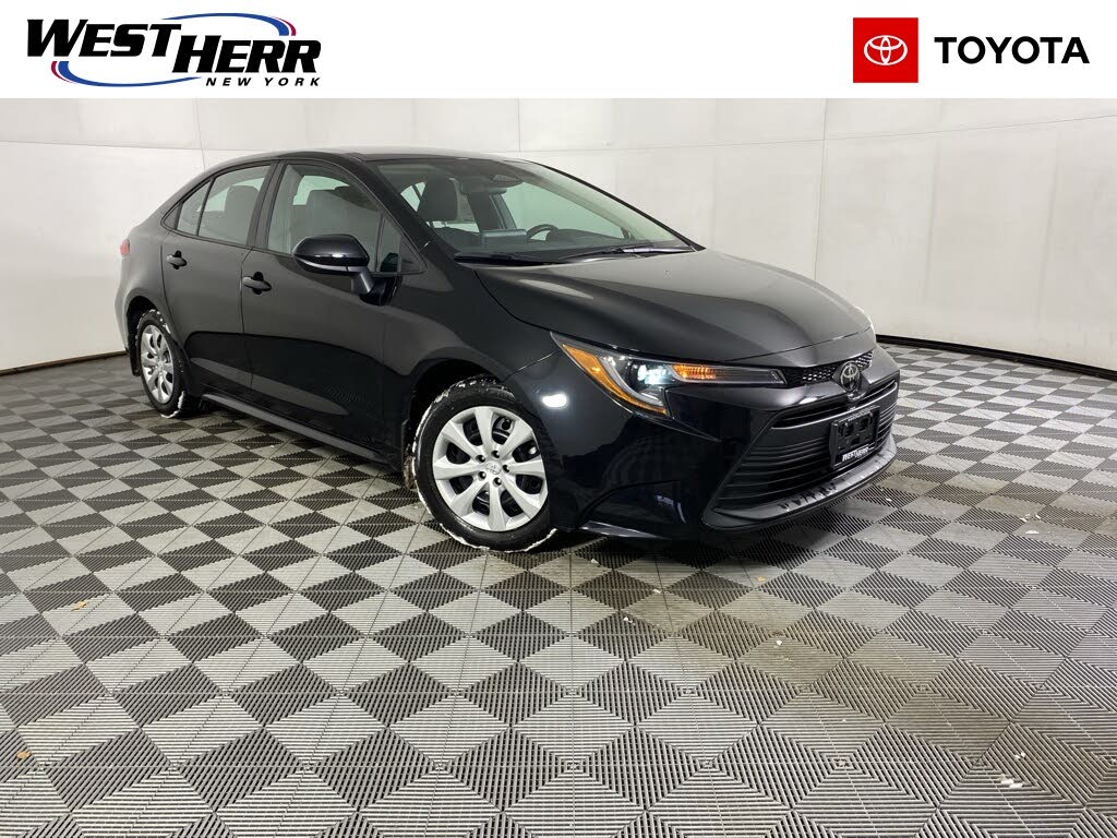 2023 Toyota Corolla LE FWD