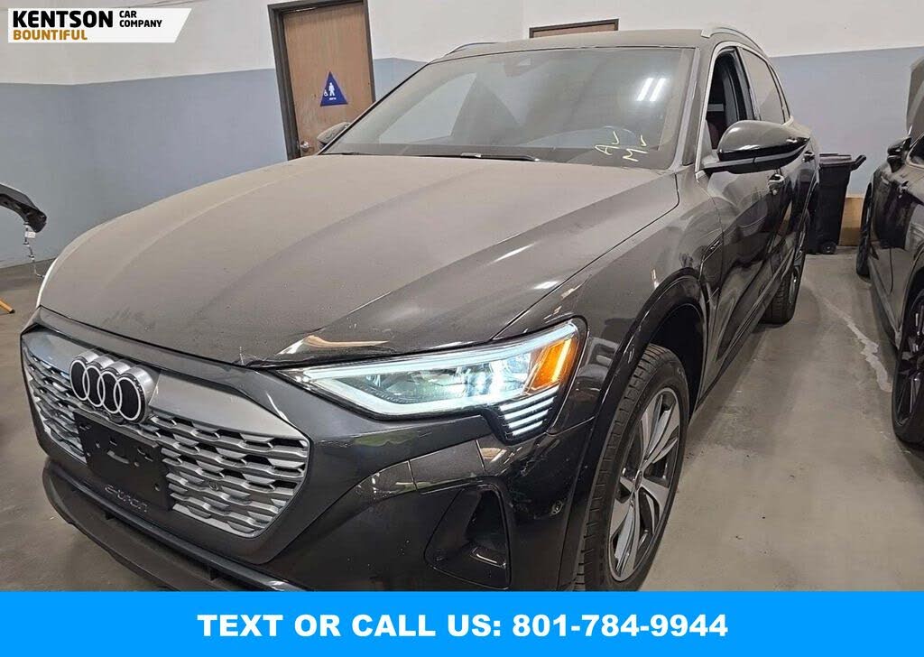 2024 Audi Q8 e-tron quattro Premium Plus AWD