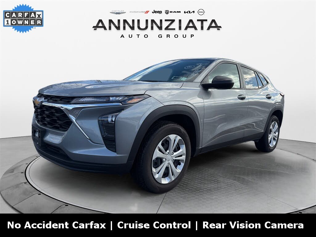 2025 Chevrolet Trax LS FWD