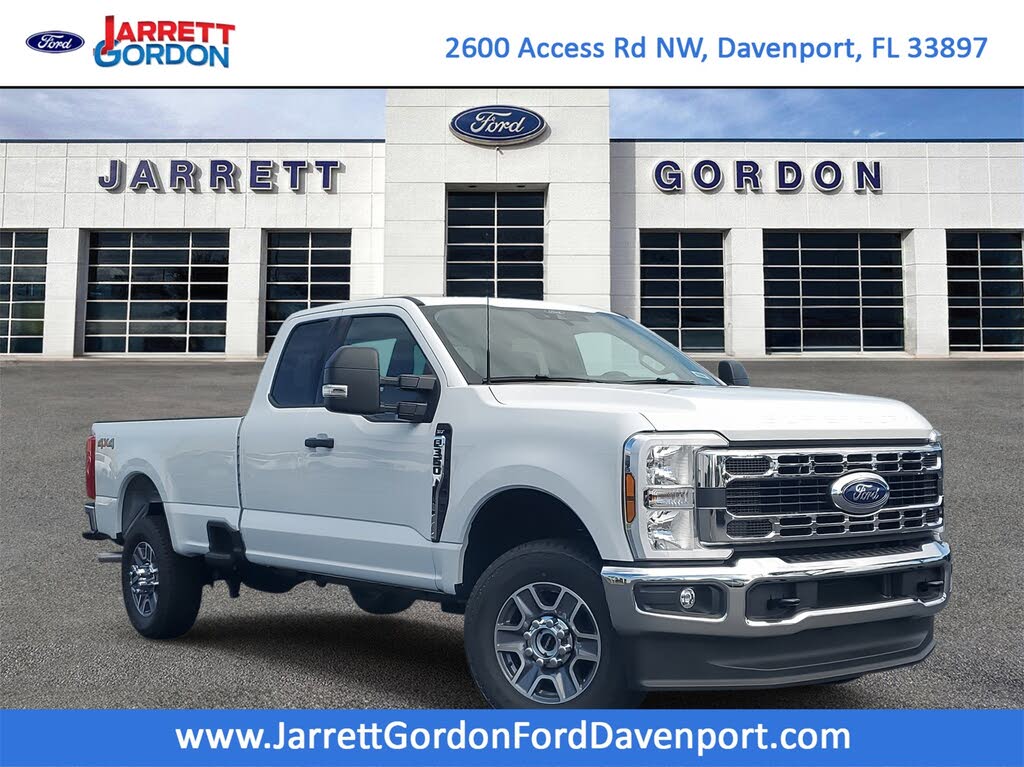 2025 Ford F-350 Super Duty XLT SuperCab LB 4WD