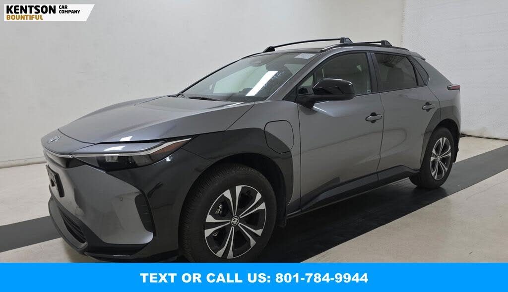 2025 Toyota bZ4X XLE FWD