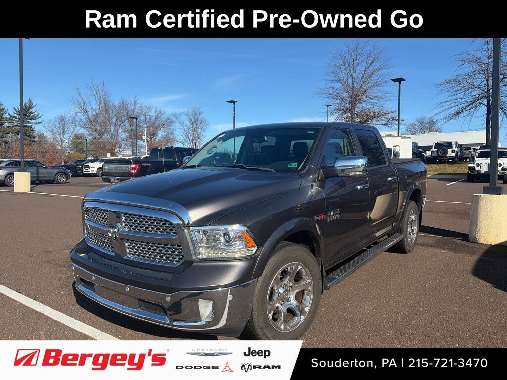 2018 RAM 1500 Laramie Crew Cab 4WD