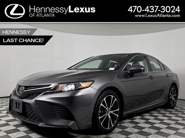 2019 Toyota Camry SE FWD