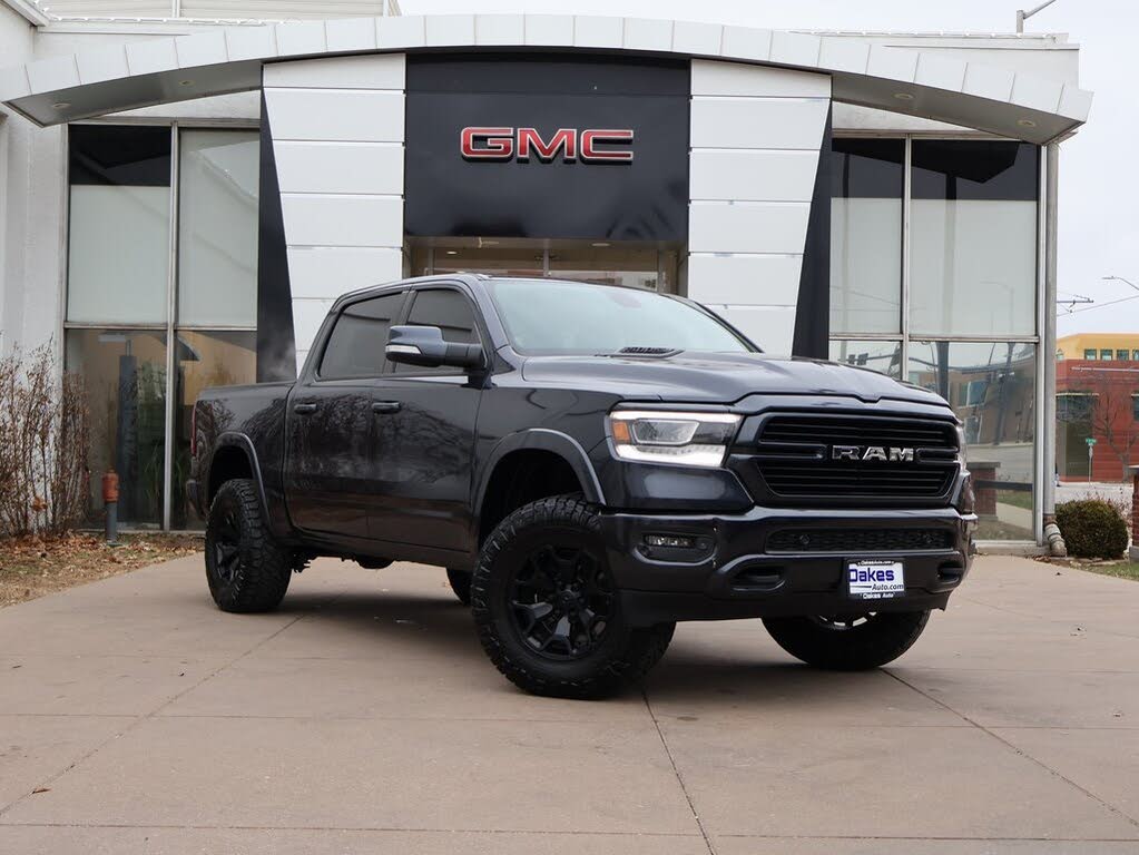 2020 RAM 1500 Laramie Crew Cab 4WD