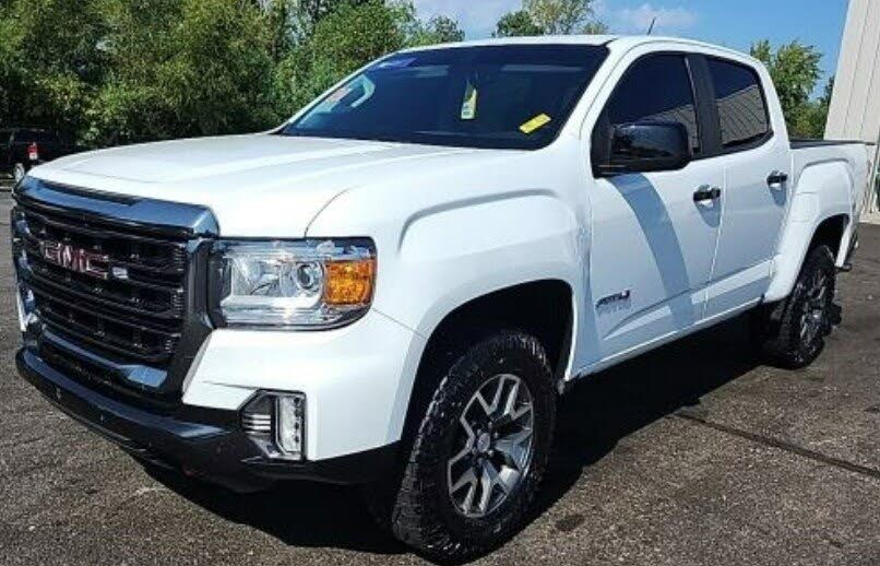 2022 GMC Canyon AT4 Crew Cab 4WD with Leather