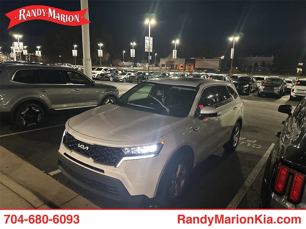 2022 Kia Sorento LX FWD