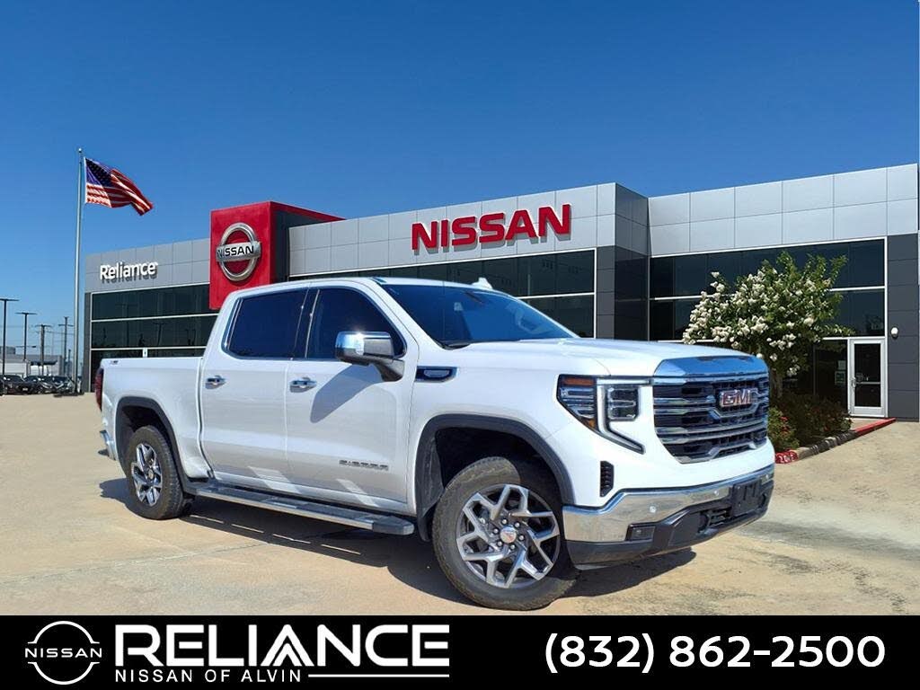 2023 GMC Sierra 1500 SLT Crew Cab 4WD