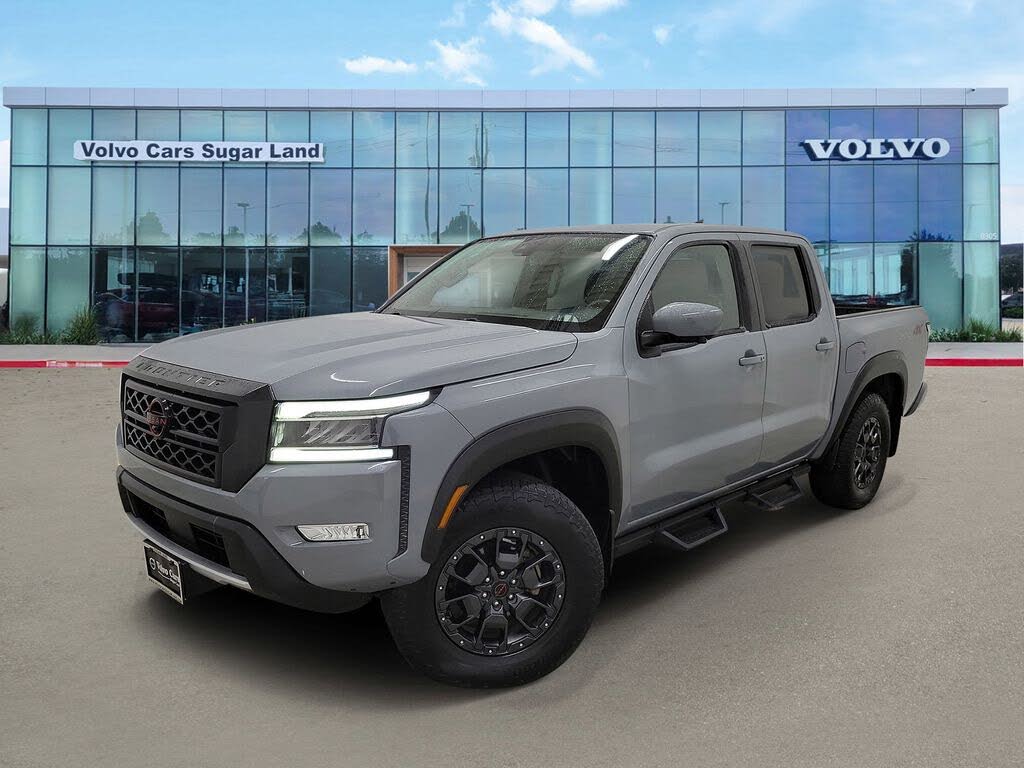 2023 Nissan Frontier PRO-4X Crew Cab 4WD