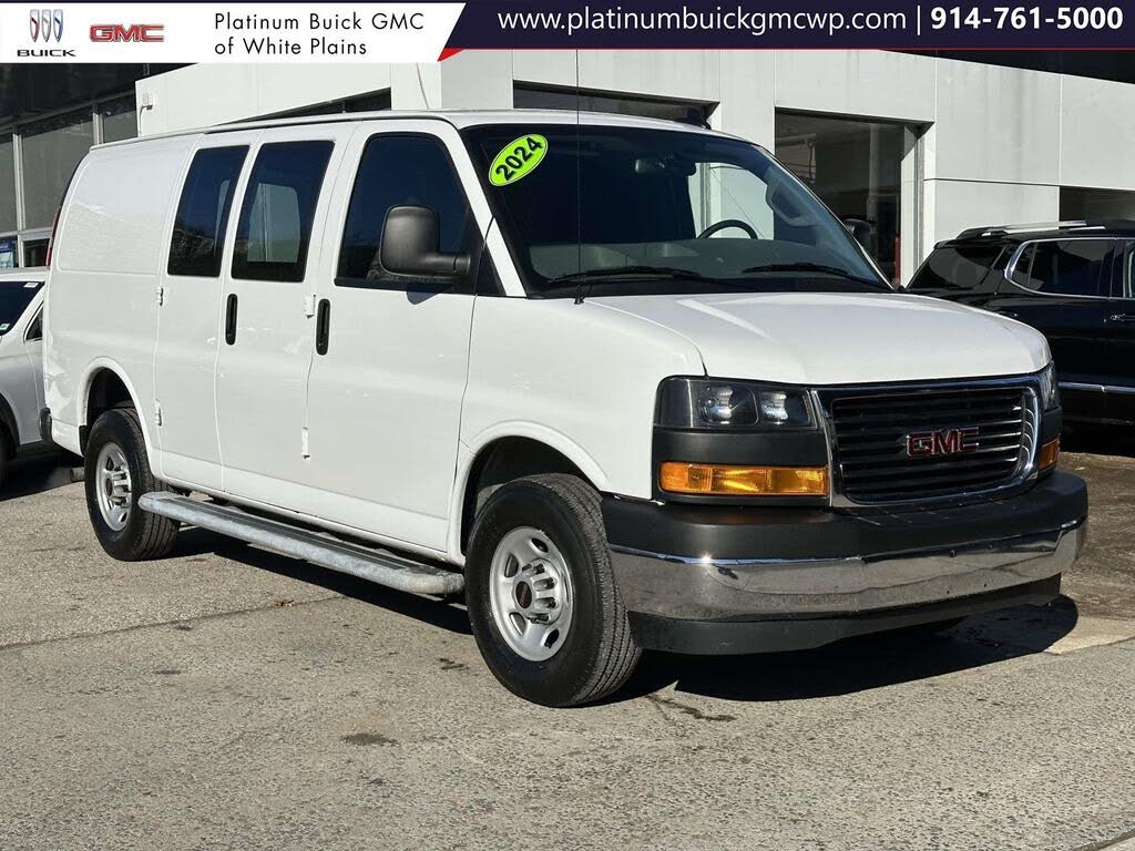 2024 GMC Savana Cargo 2500 RWD