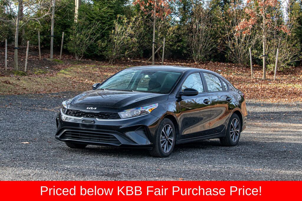 2024 Kia Forte LXS FWD