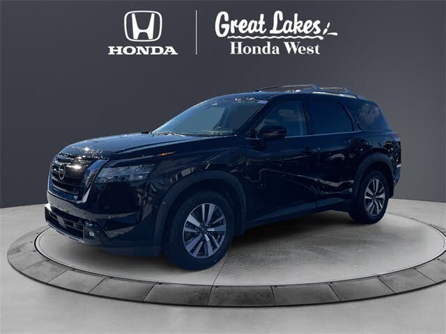 2024 Nissan Pathfinder SL 4WD