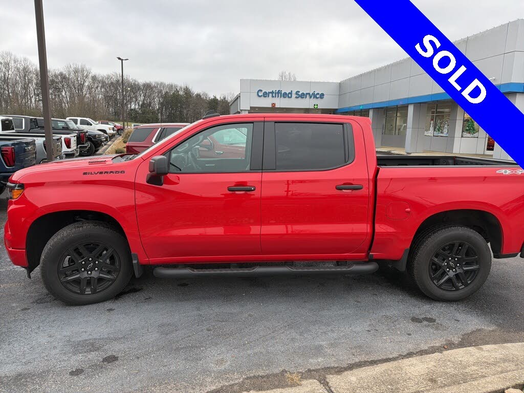 2025 Chevrolet Silverado 1500 Custom Crew Cab 4WD