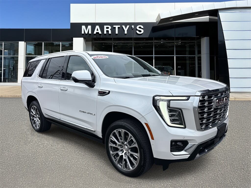 2025 GMC Yukon Denali 4WD
