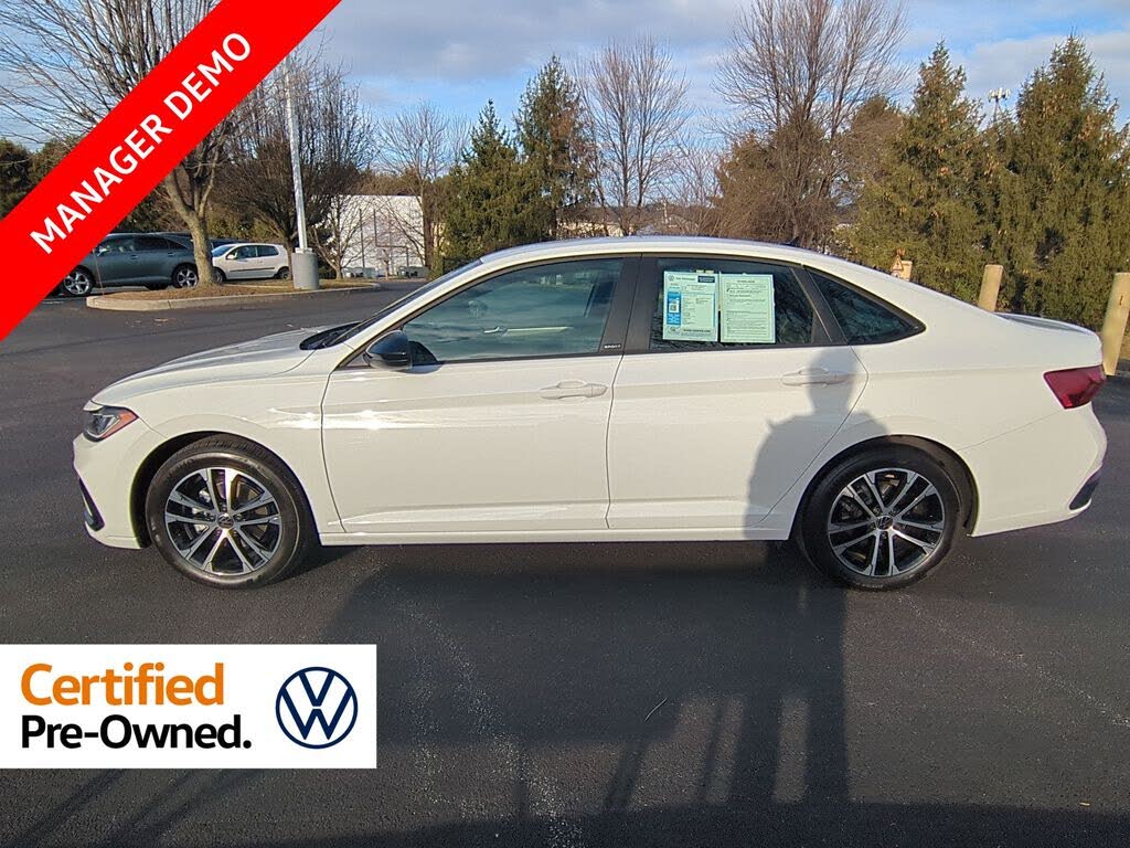 2025 Volkswagen Jetta Sport FWD