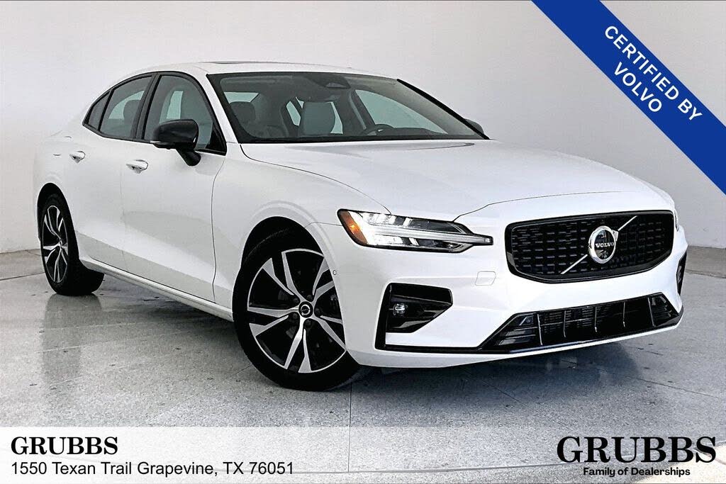 2025 Volvo S60 B5 Plus FWD