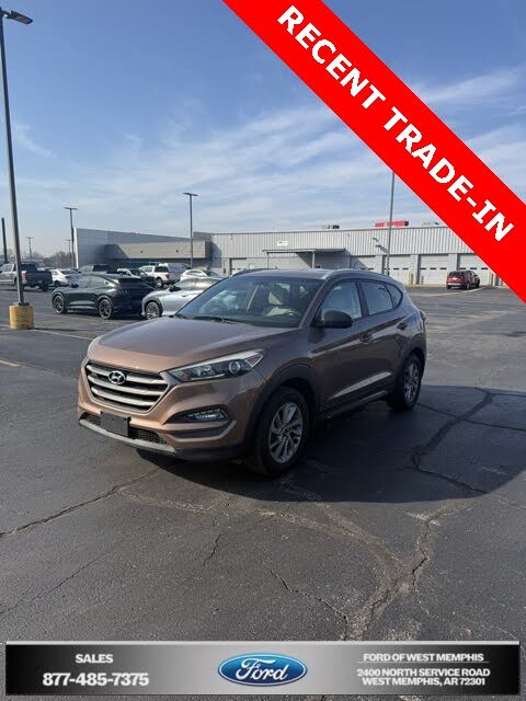 2016 Hyundai Tucson 2.0L SE AWD with Beige Seats