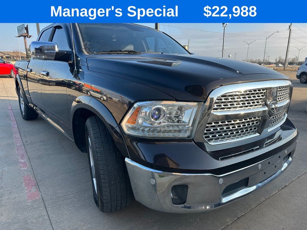 2016 RAM 1500 Laramie Crew Cab 4WD