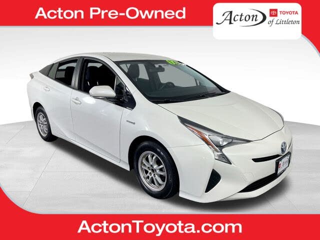 2016 Toyota Prius Three Touring FWD