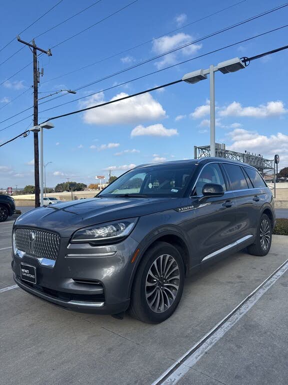 2022 Lincoln Aviator Standard AWD