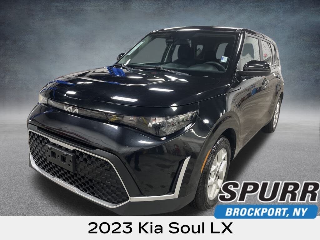 2023 Kia Soul LX FWD