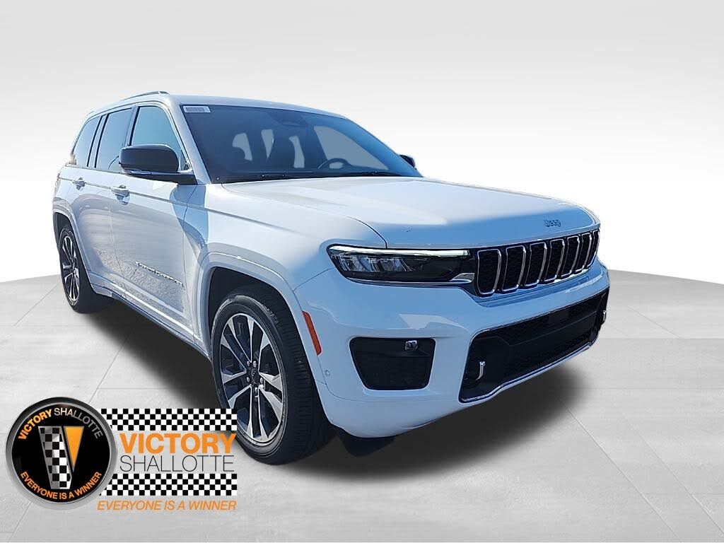 2025 Jeep Grand Cherokee Overland 4WD