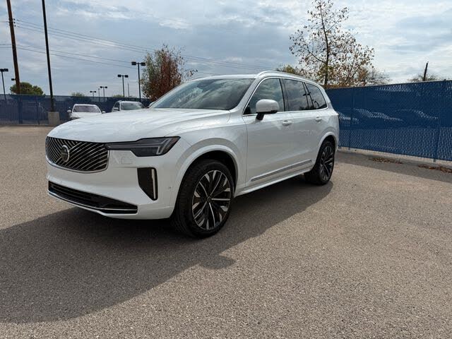 2026 Volvo XC90 B6 Plus 7-Passenger AWD