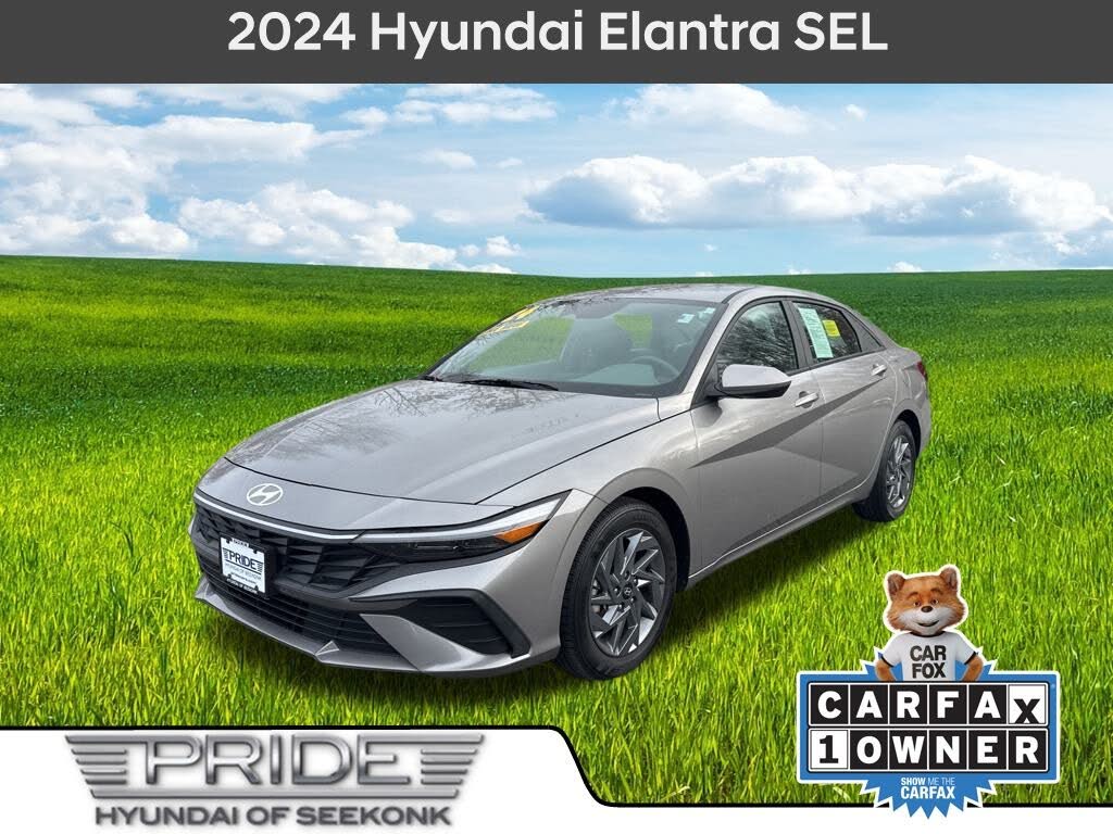 2024 Hyundai Elantra SEL FWD