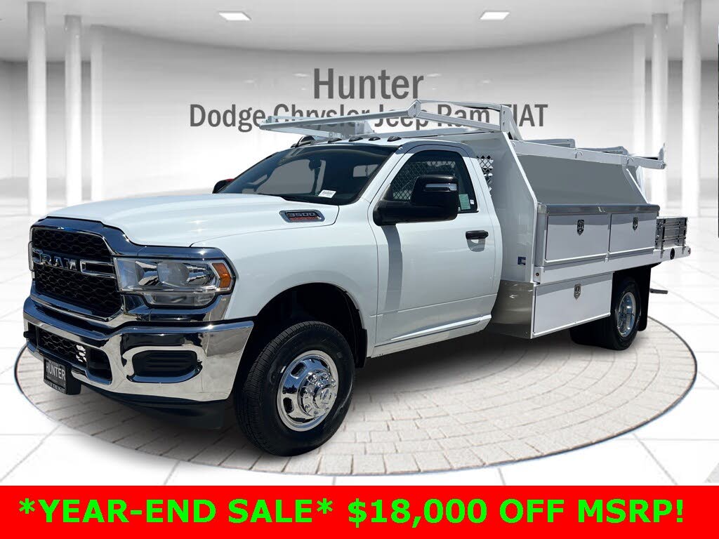2024 RAM 3500 Chassis Tradesman Regular Cab LB DRW 4WD