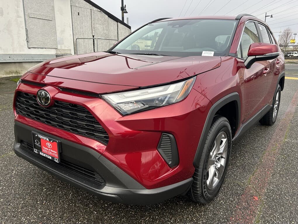 2025 Toyota RAV4 XLE AWD