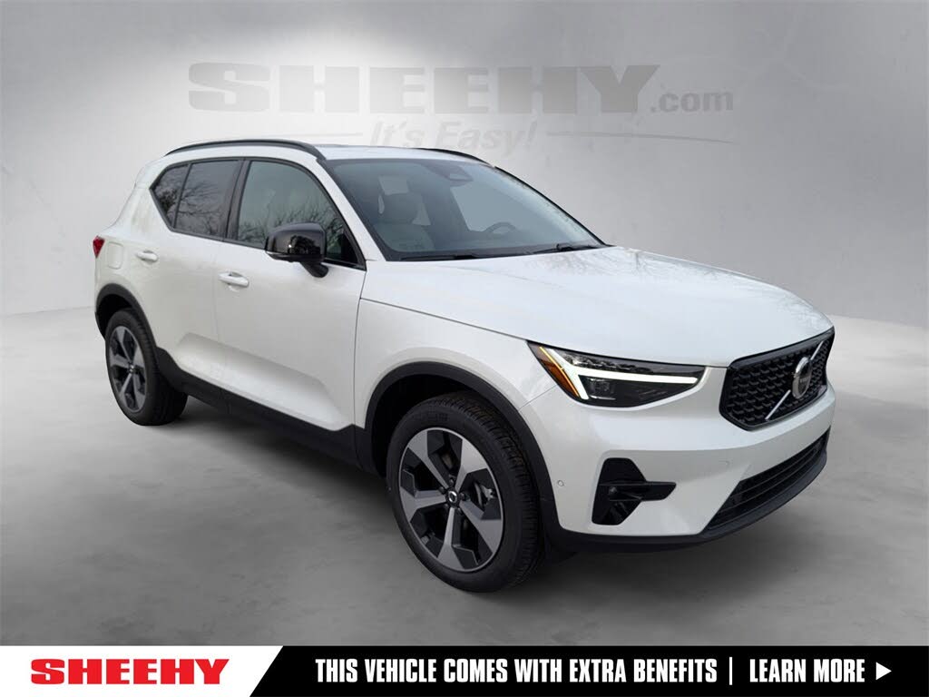 2026 Volvo XC40 B4 Plus FWD
