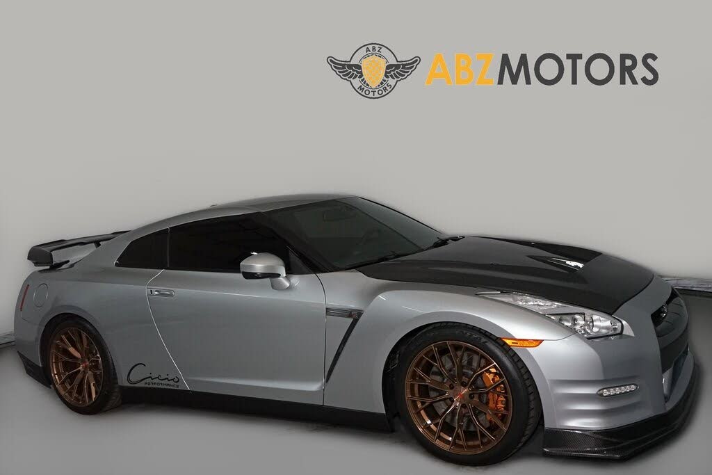 2012 Nissan GT-R Black Edition