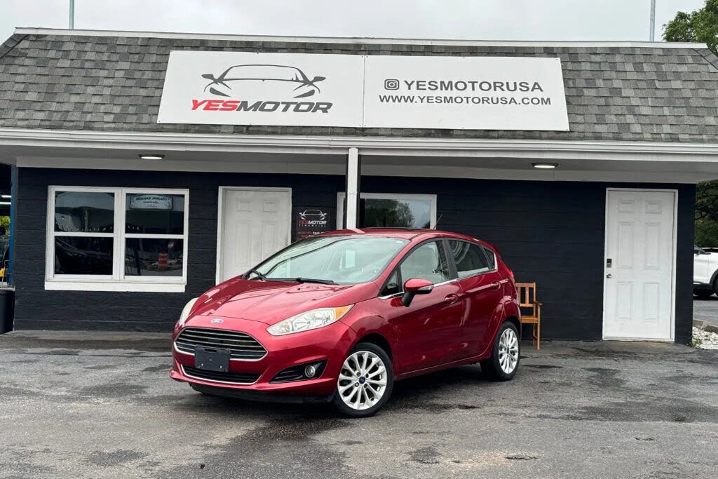 2017 Ford Fiesta Titanium Hatchback
